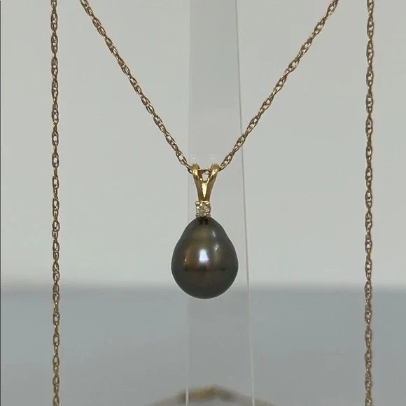 Mikimoto 14k real solid Gold Pearl Diamond Necklace - Picture 1 of 12